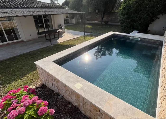 Les Du Parc Holiday home Antibes